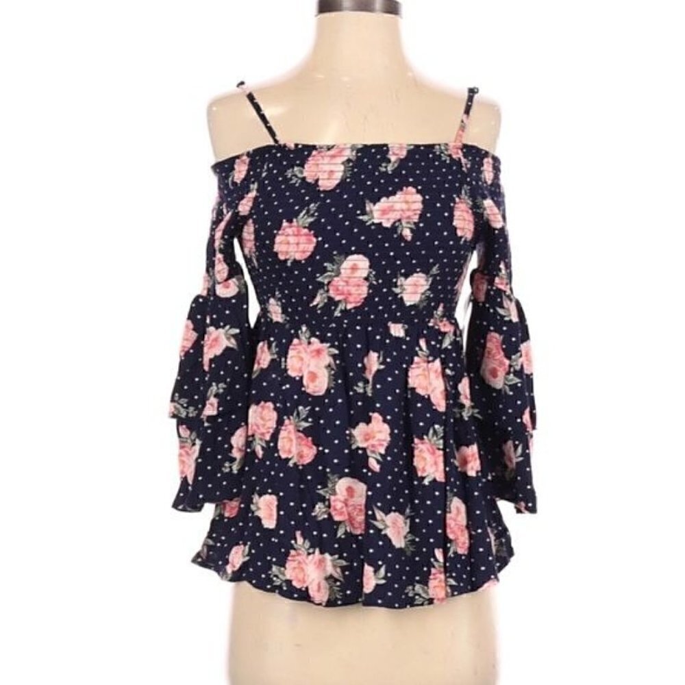 NWT Crave Fame By Almost Famous Floral Top